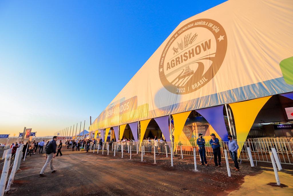 PAGUE COM GRÃOS: Condições especiais para fazer barter na Agrishow
